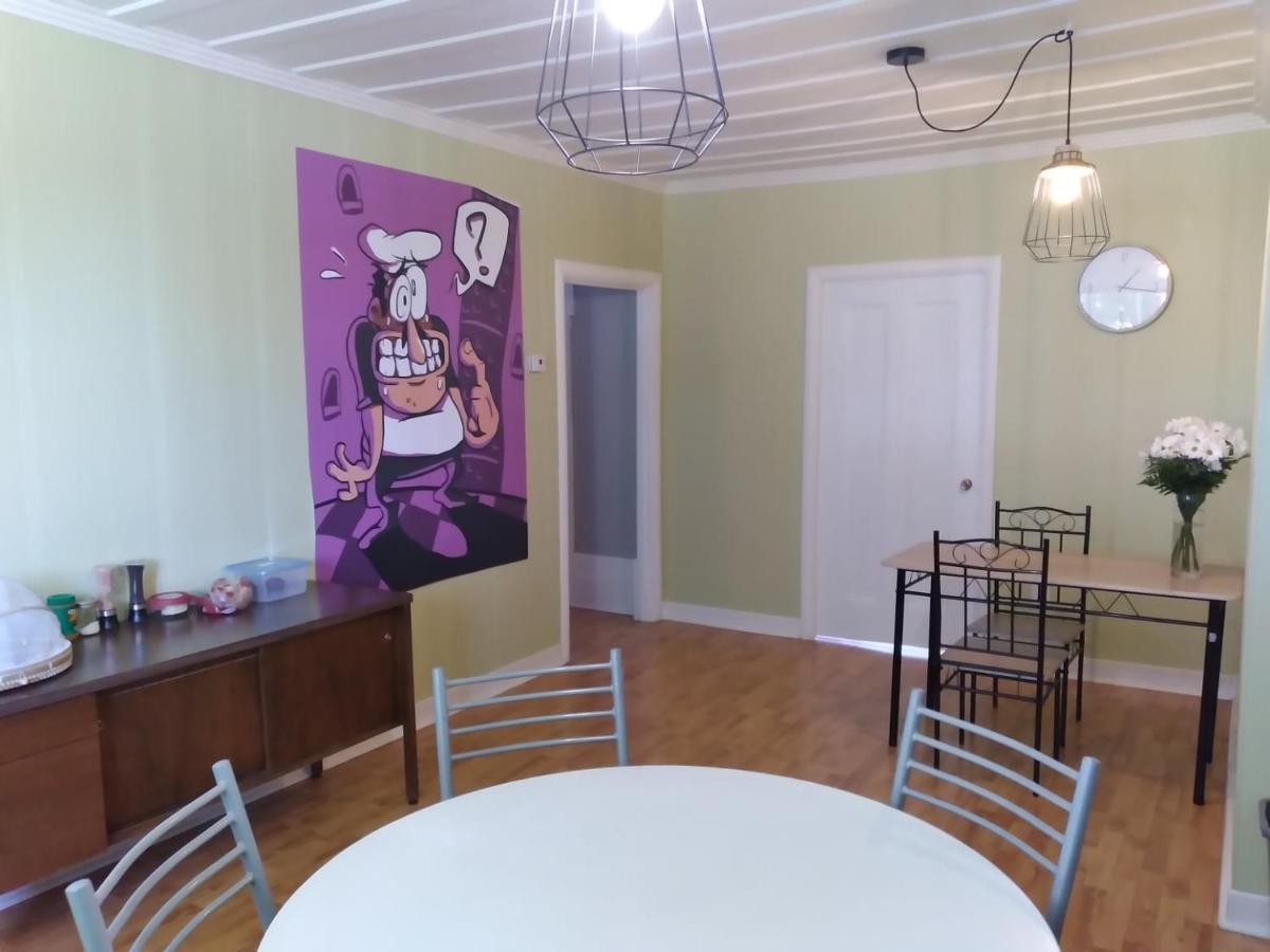 Le Cheval Noir Hostel Trois-Pistoles Ngoại thất bức ảnh